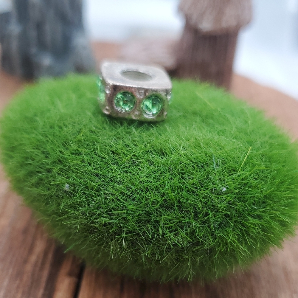 Silver‎ Charm with Green Gemstones P339